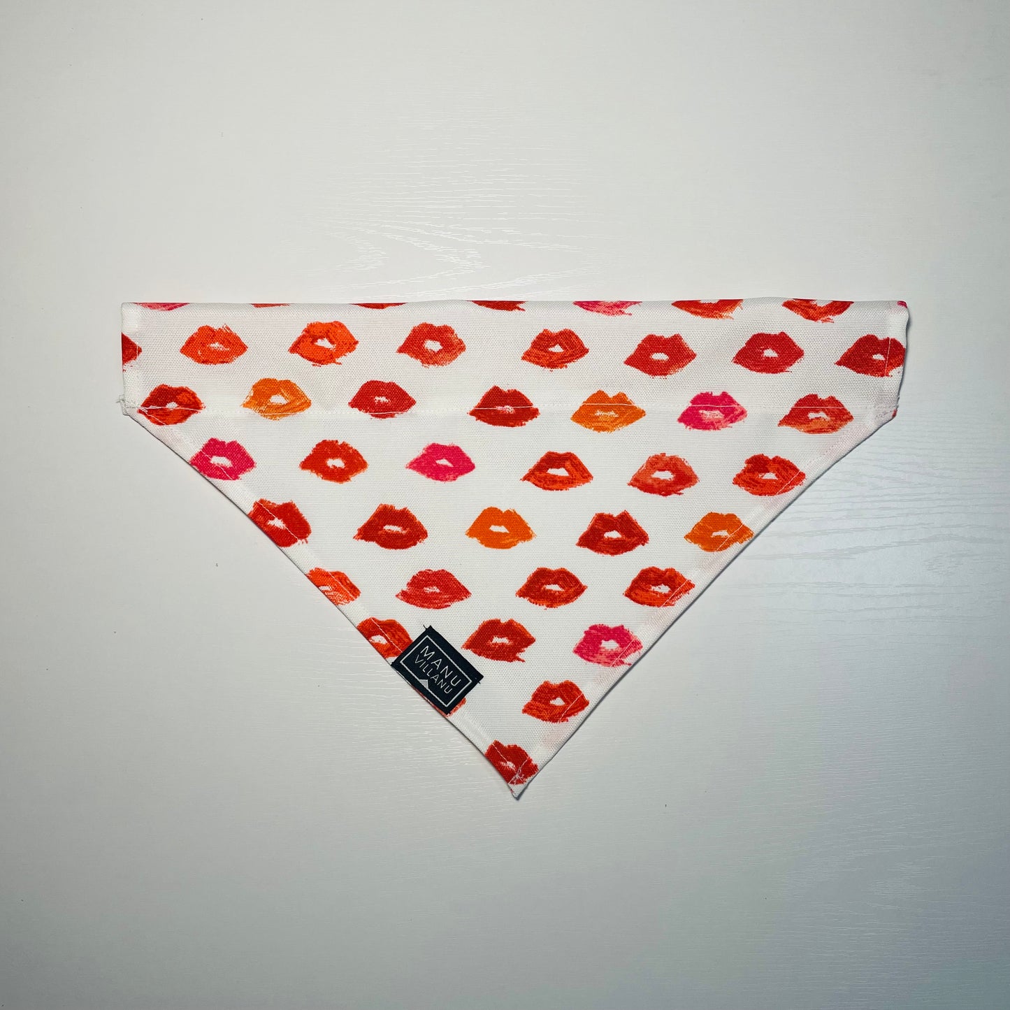 Lips Dog Bandana - Over the Collar