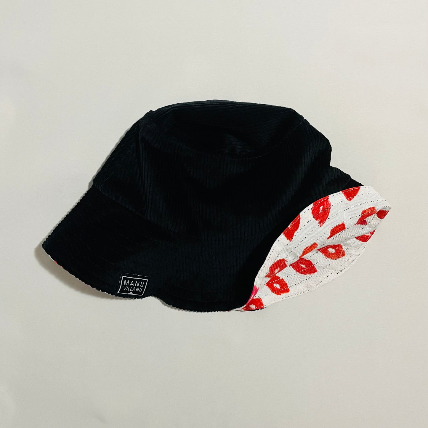 Lips / Black Corduroy Reversible Bucket Hat