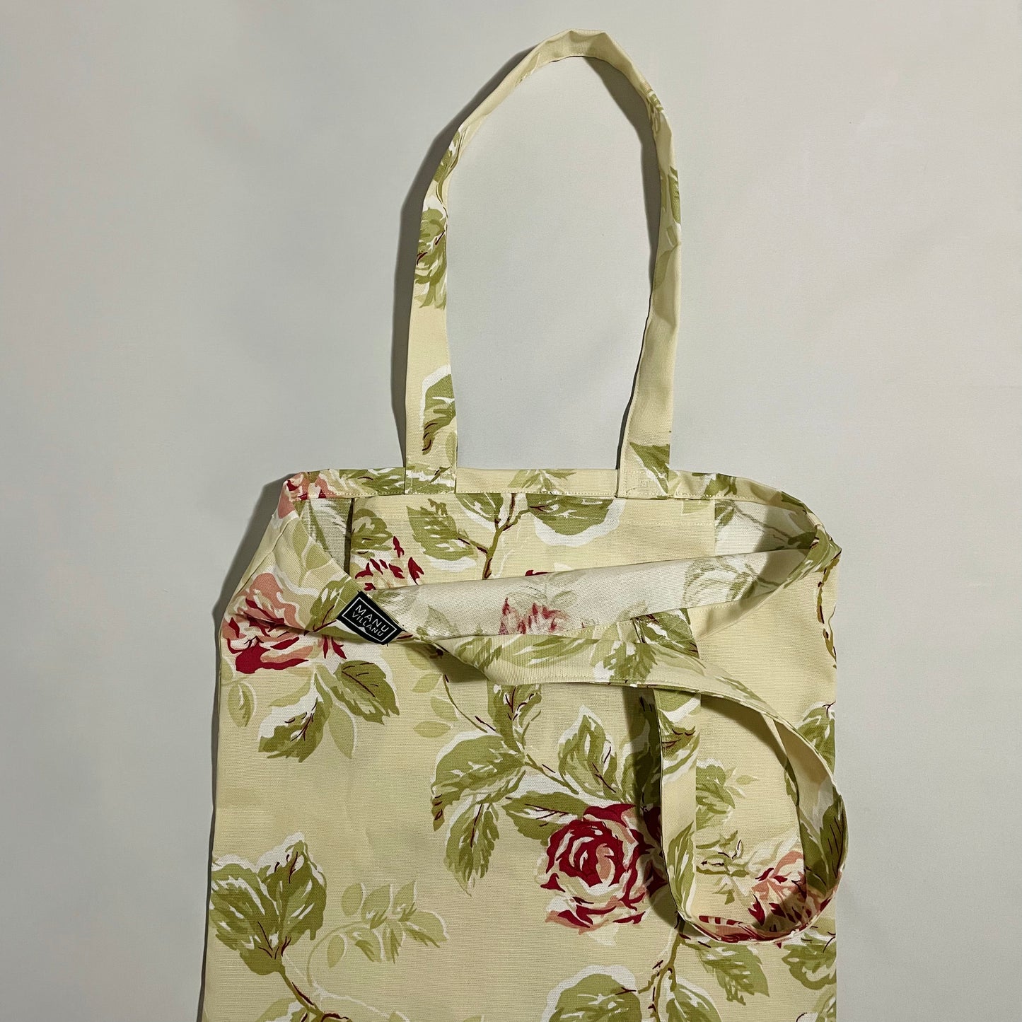 Roses Tote Bag